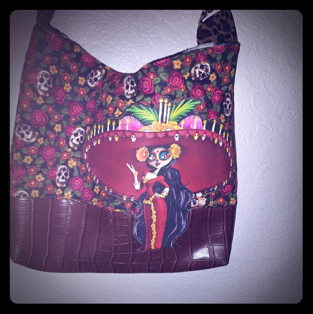 Custom made shoulder bag. The book of life.
